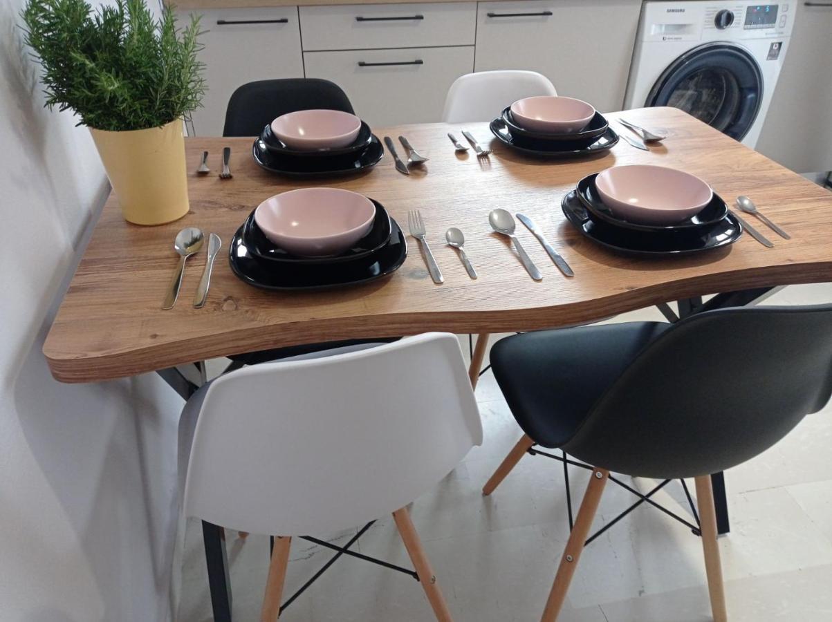 Hermes Comfort Apartment *